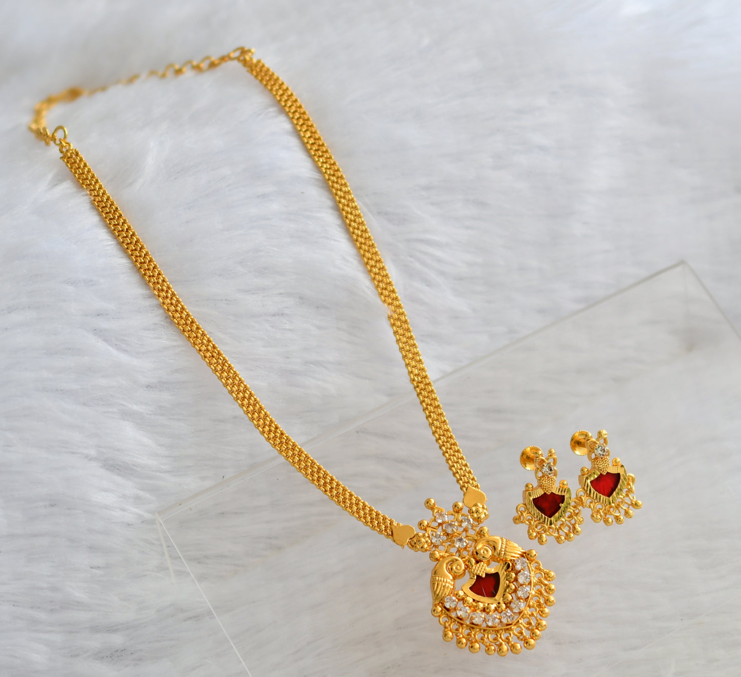 Gold tone white-red palakka peacock kerala style necklace set dj-46172