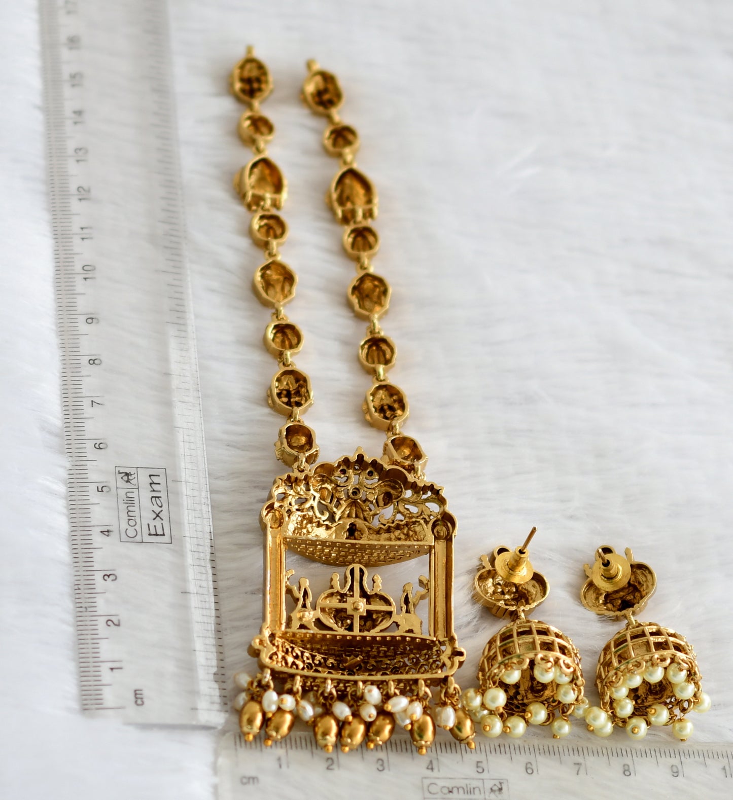 Matte finish ruby-green-white rice pearl lakshmi peacock necklace set dj-49705