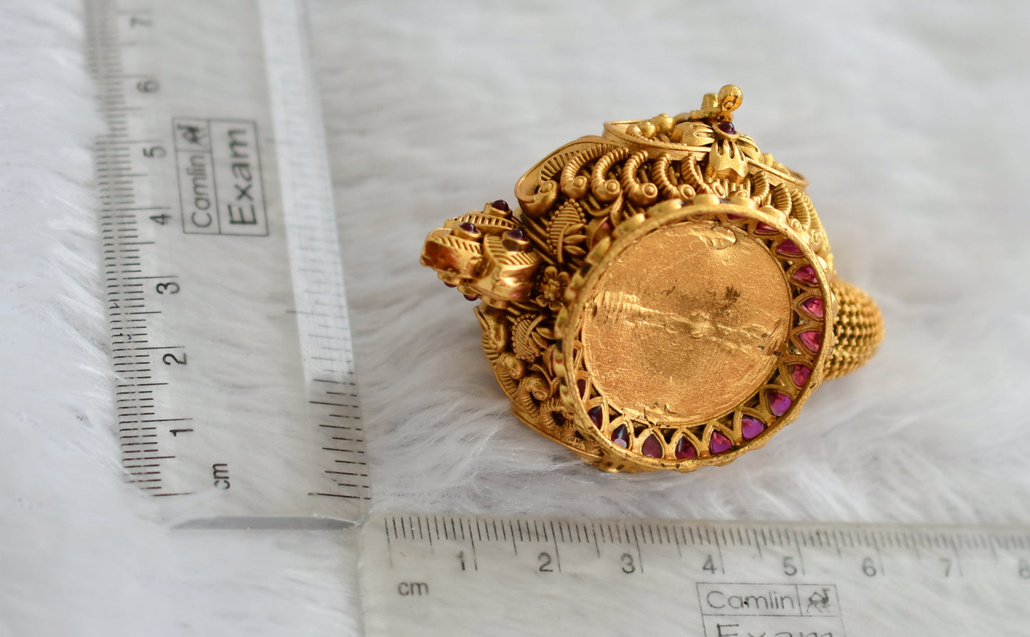 Antique gold tone kemp-green peacock kumkum box dj-49739