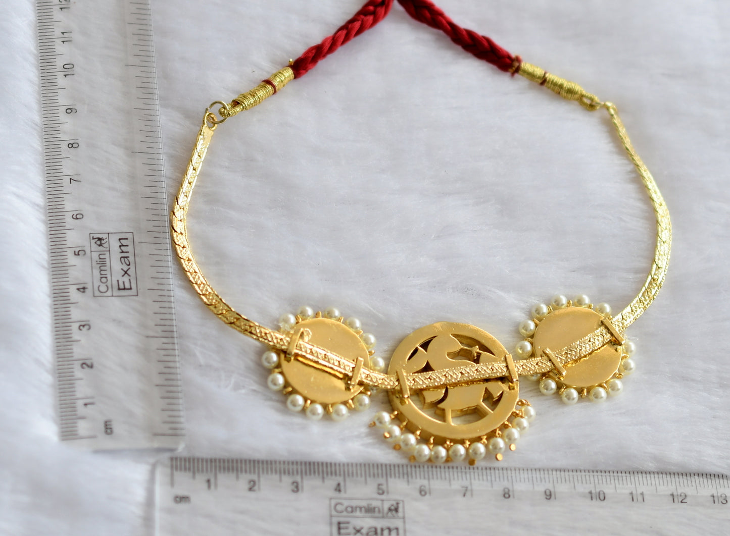 Gold tone semi precious kemp-green-white pearl peacock round necklace dj-46274