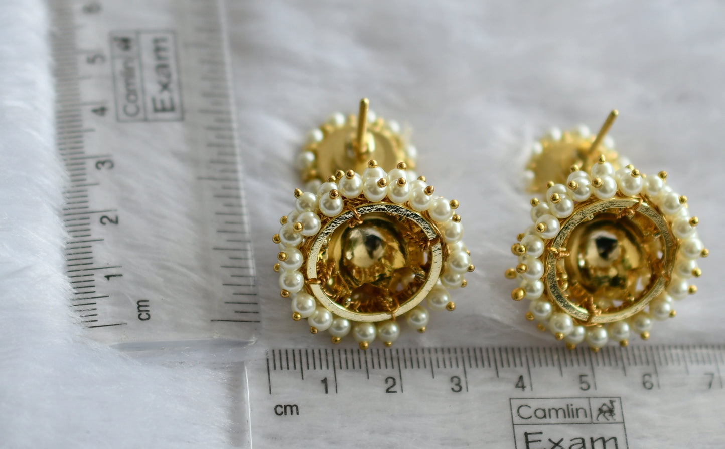 Gold tone precious kemp-green pearl jhumkka dj-46272