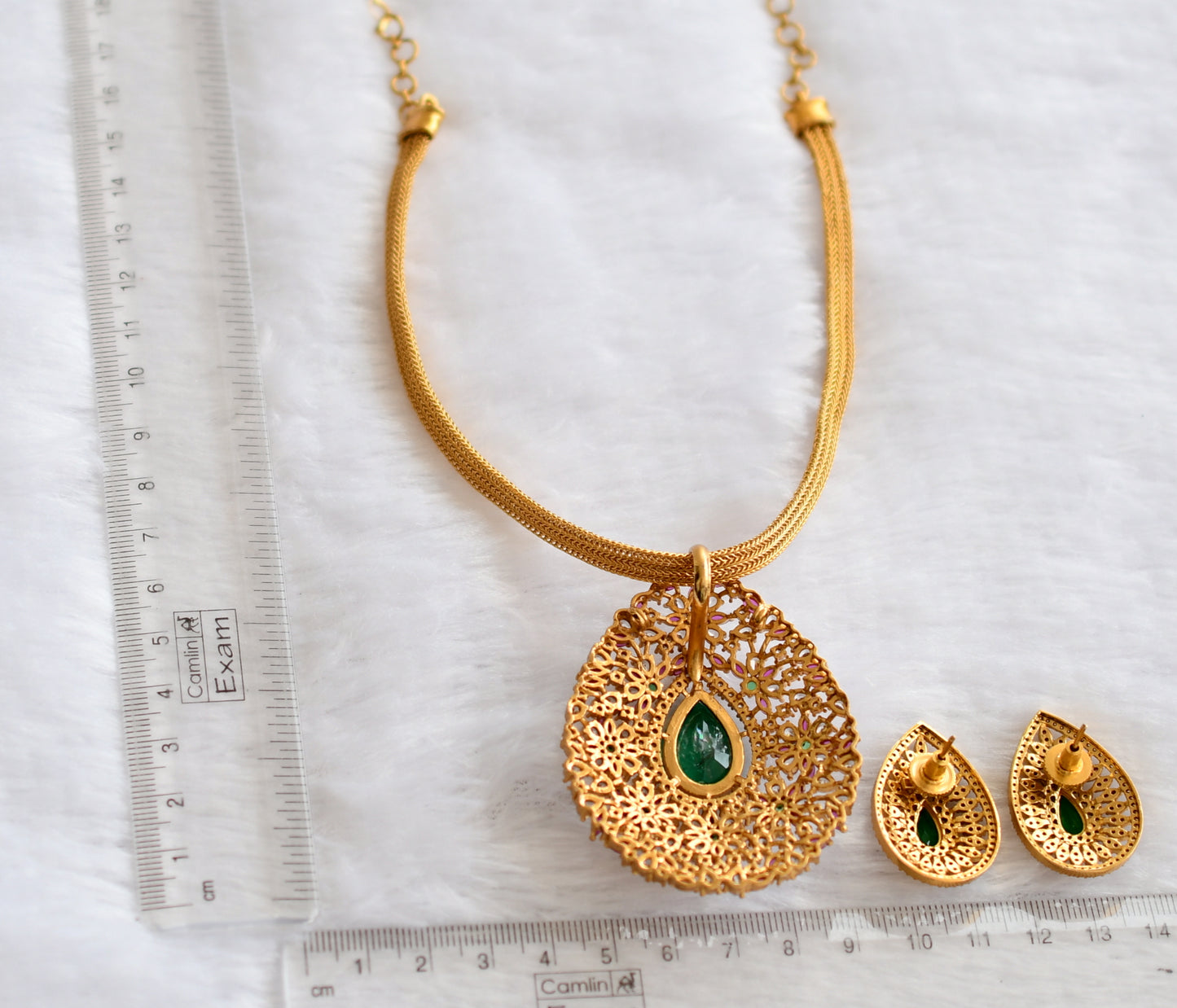 Matte finish cz ruby-green-white thilak necklace set dj-46264