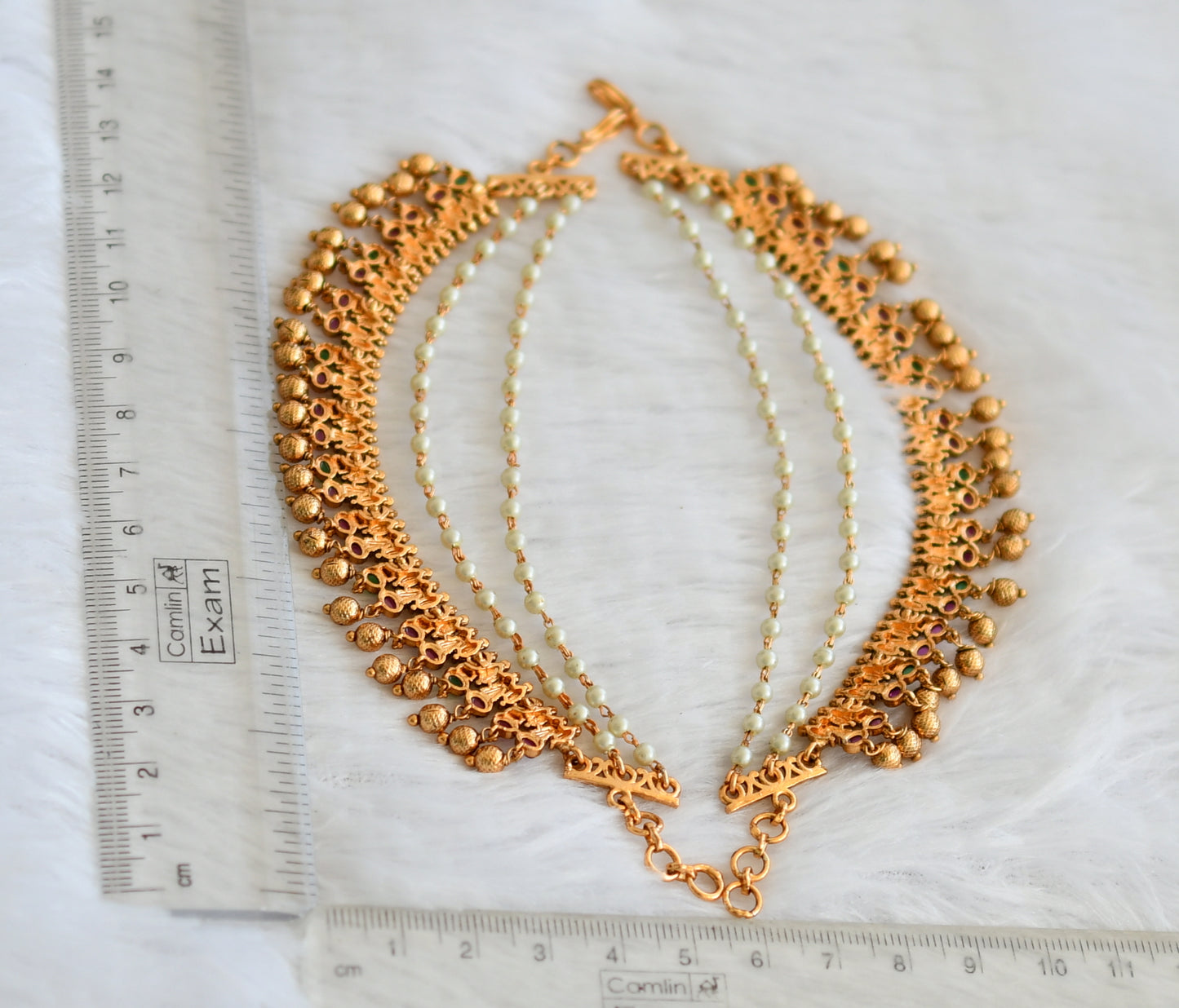 Matte finish kemp-green pearl layered ear side chain dj-49808