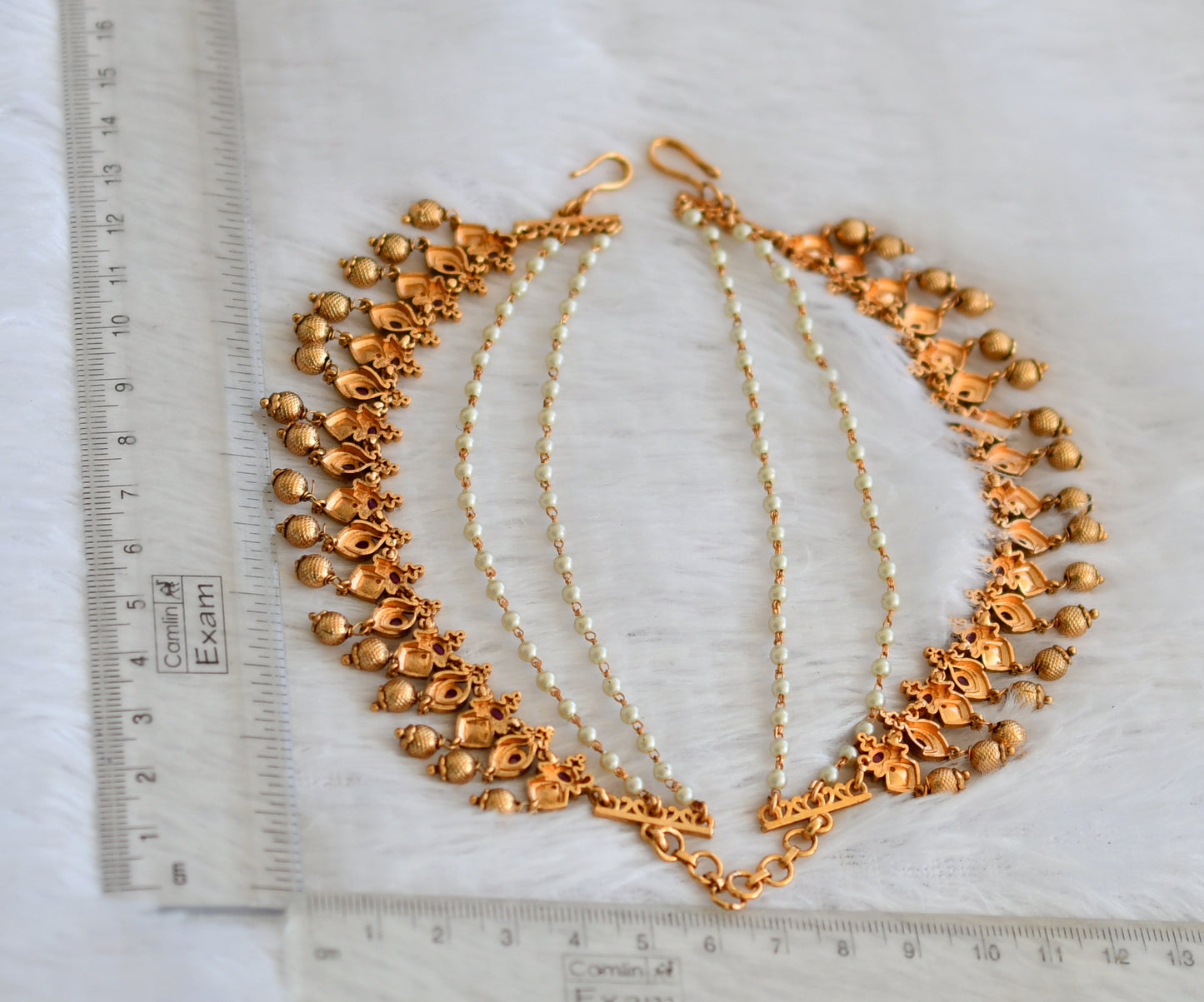 Matte finish kemp pearl layered ear side chain dj-49806