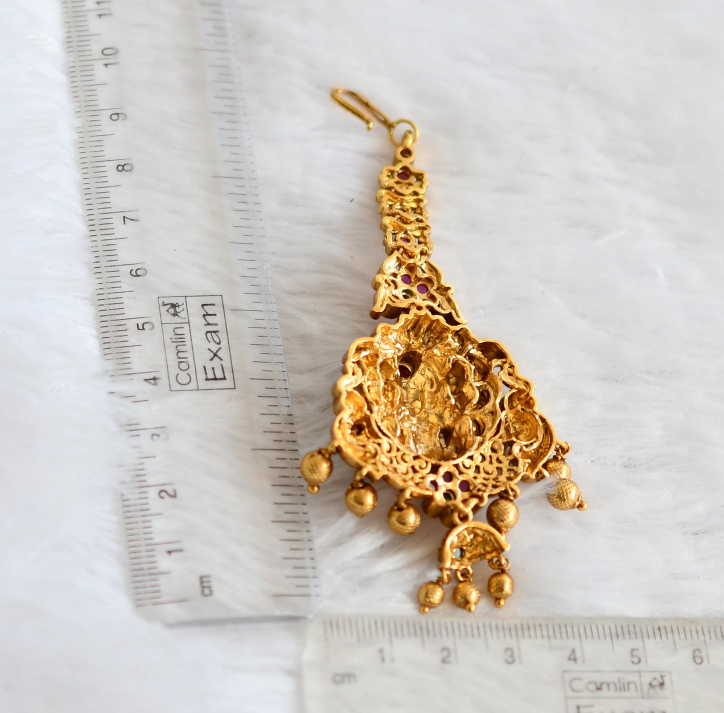 Antique gold tone kemp-green lakshmi peacock tikka dj-49823