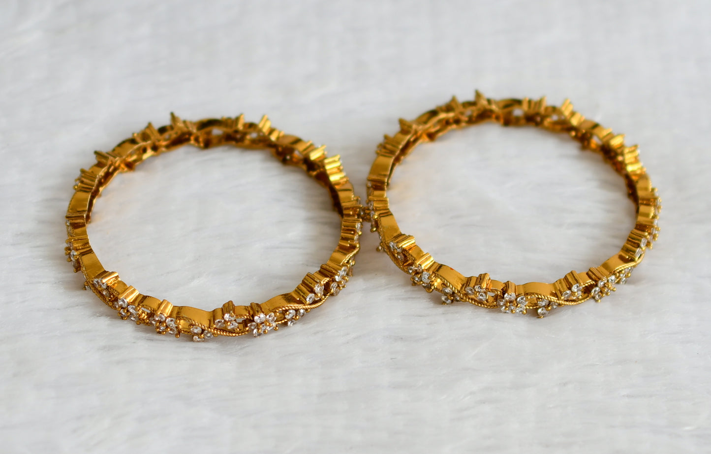 Matte finish cz white flower bangles(2.10) dj-51234