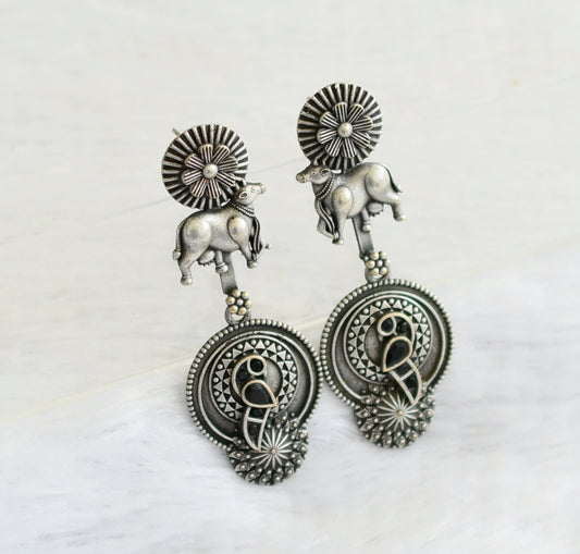 Silver tone black peacock-cow long earrings dj-46418