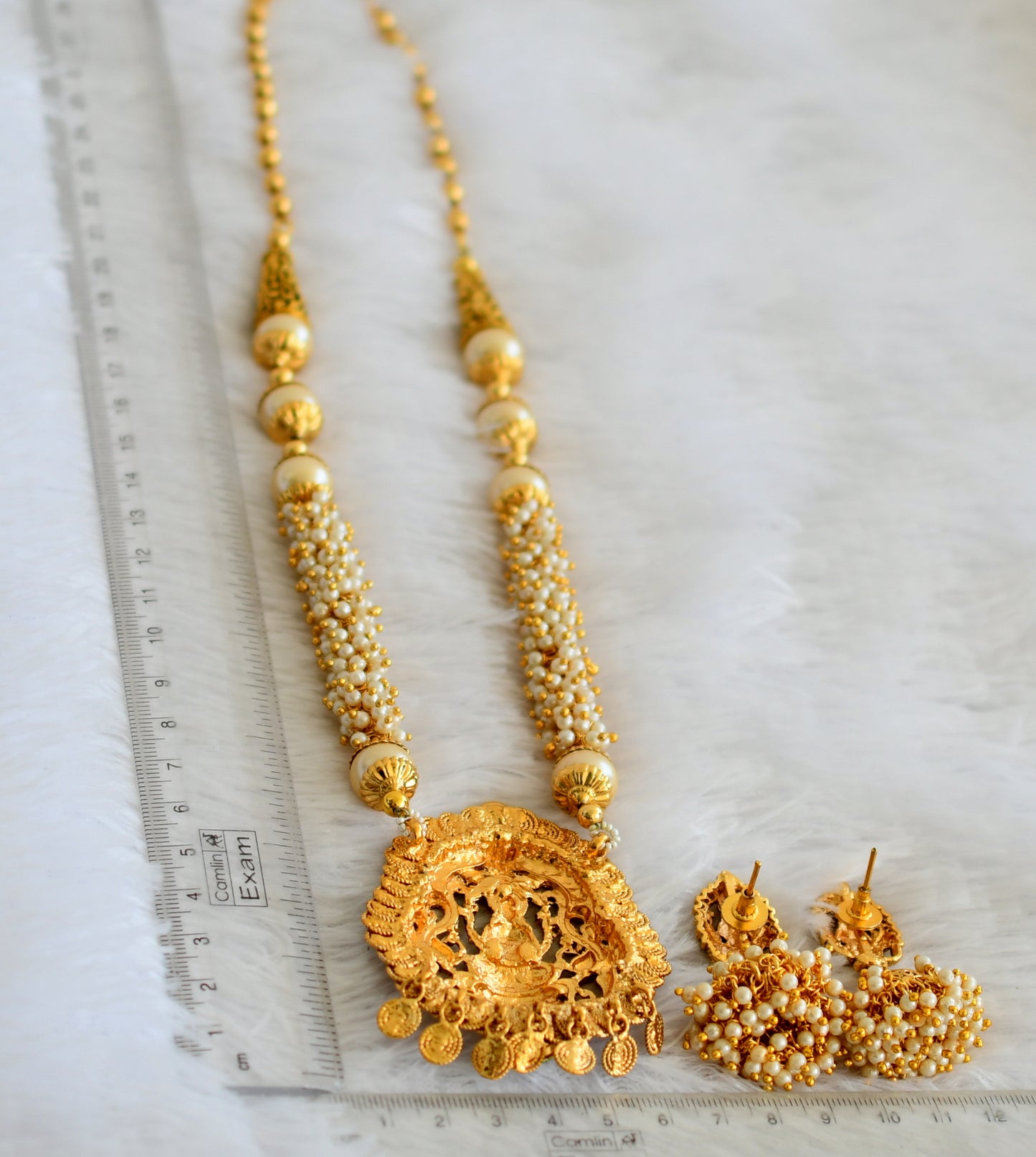 Antique gold tone pink-green pearl cluster lakshmi short haar set dj-50031