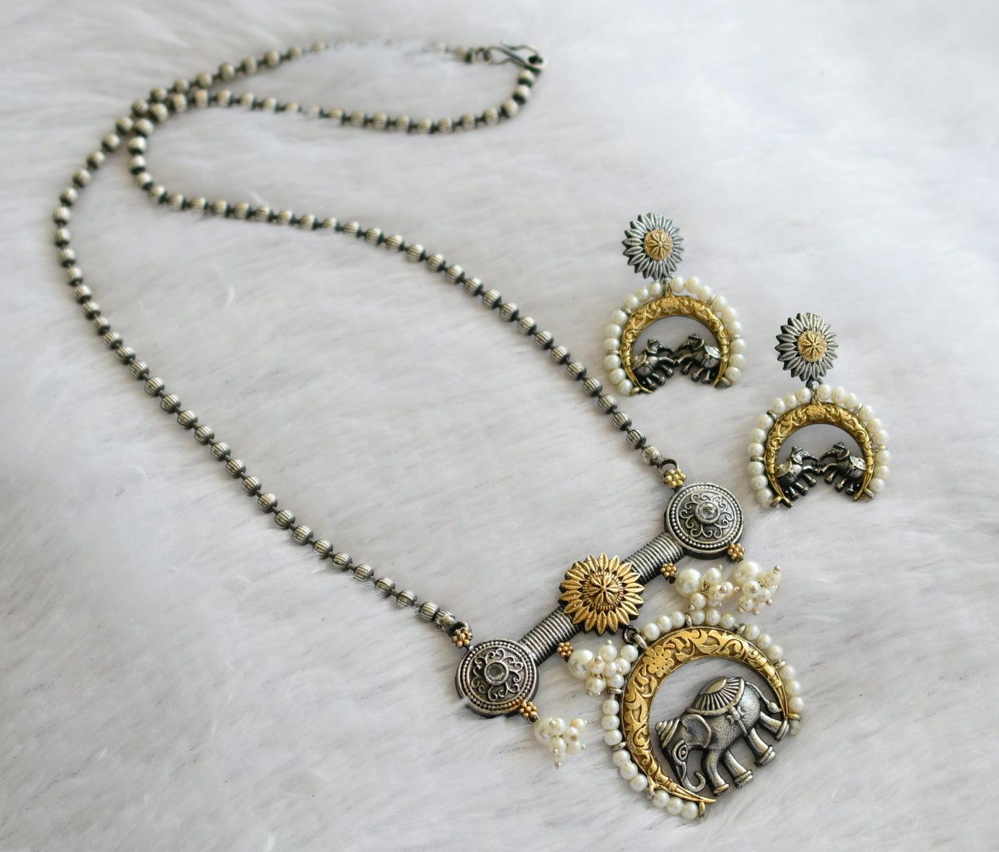 Two tone pearl white stone elephant pendant set dj-46443
