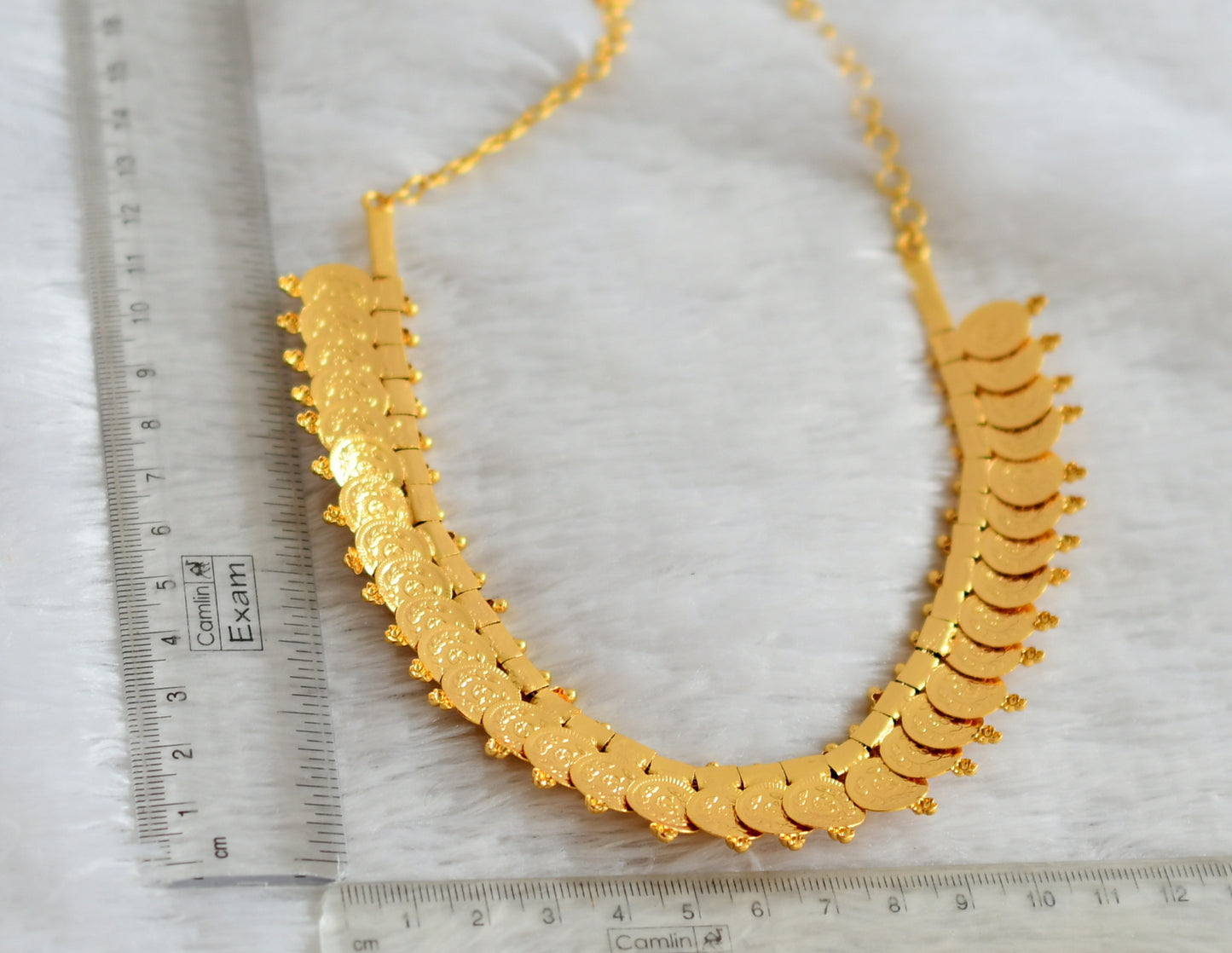 Gold tone kemp-stone lakshmi coin peacock necklace dj-48019