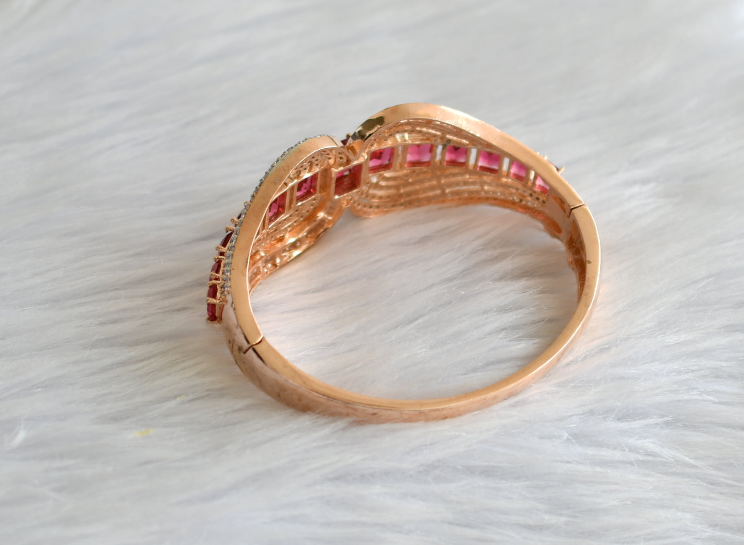 Rose gold tone pink high end cz bracelet dj-30658