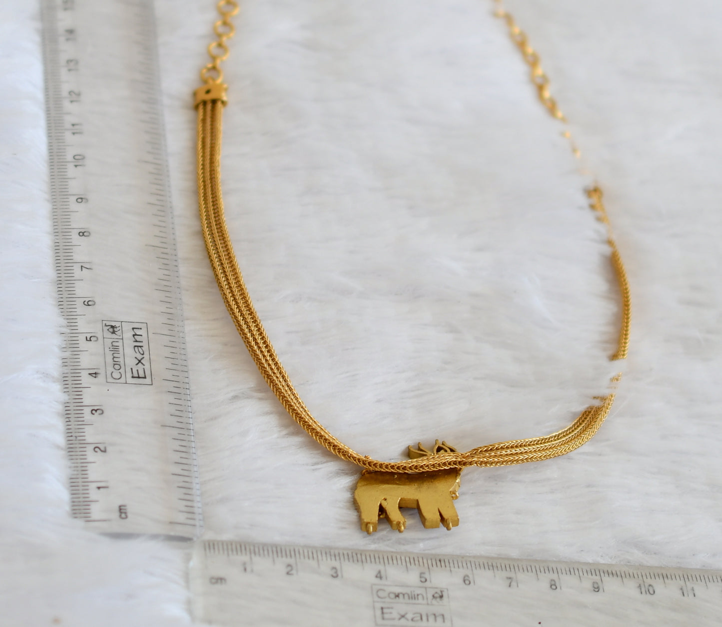 Matte finish white kundan jadau deer necklace dj-50101