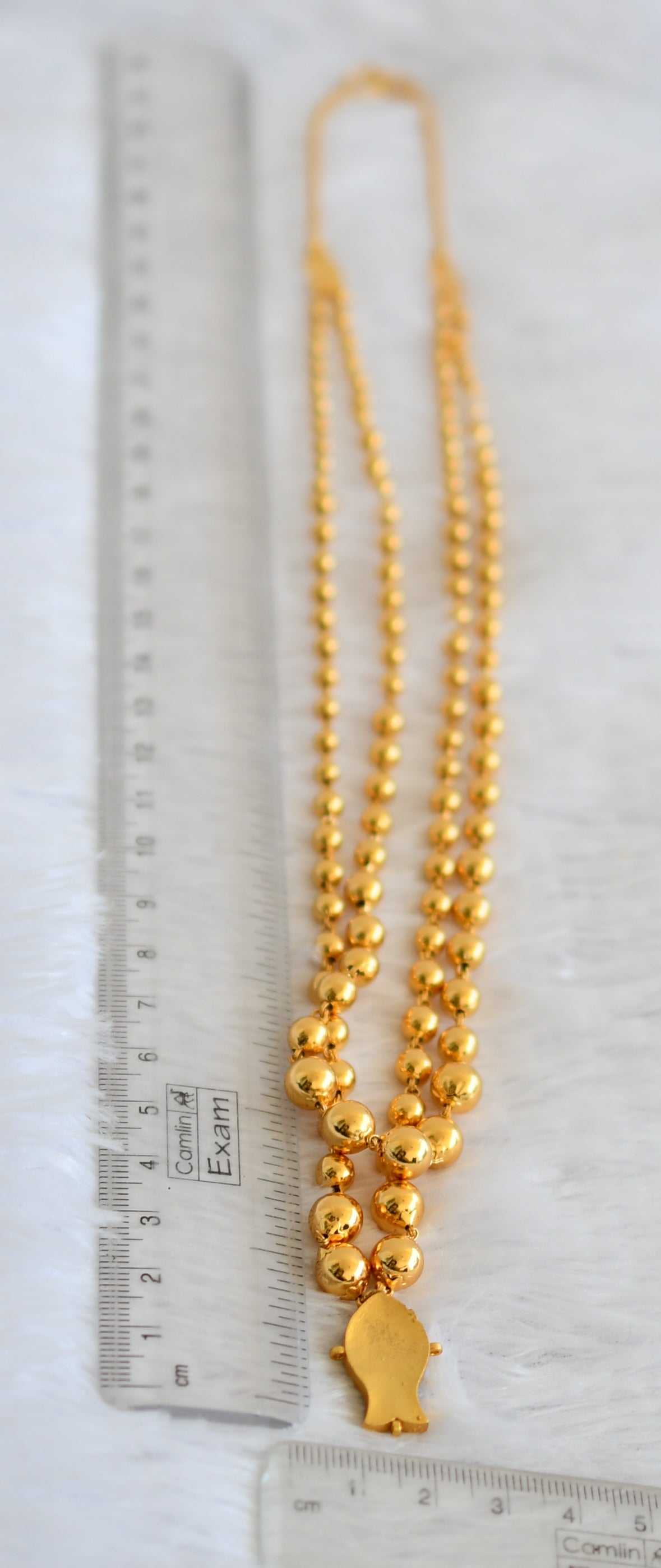 Gold tone double layer ball chain with green-white kundan jadau fish pendant dj-50089