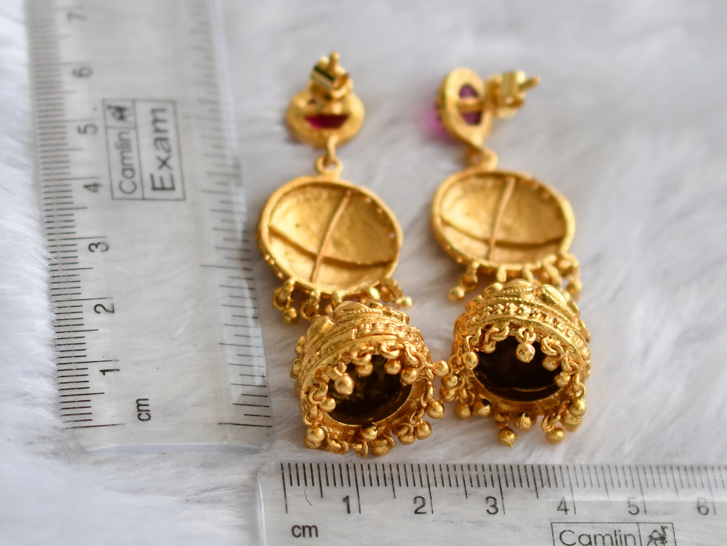 Gold tone pink stone jhumkka dj-46513