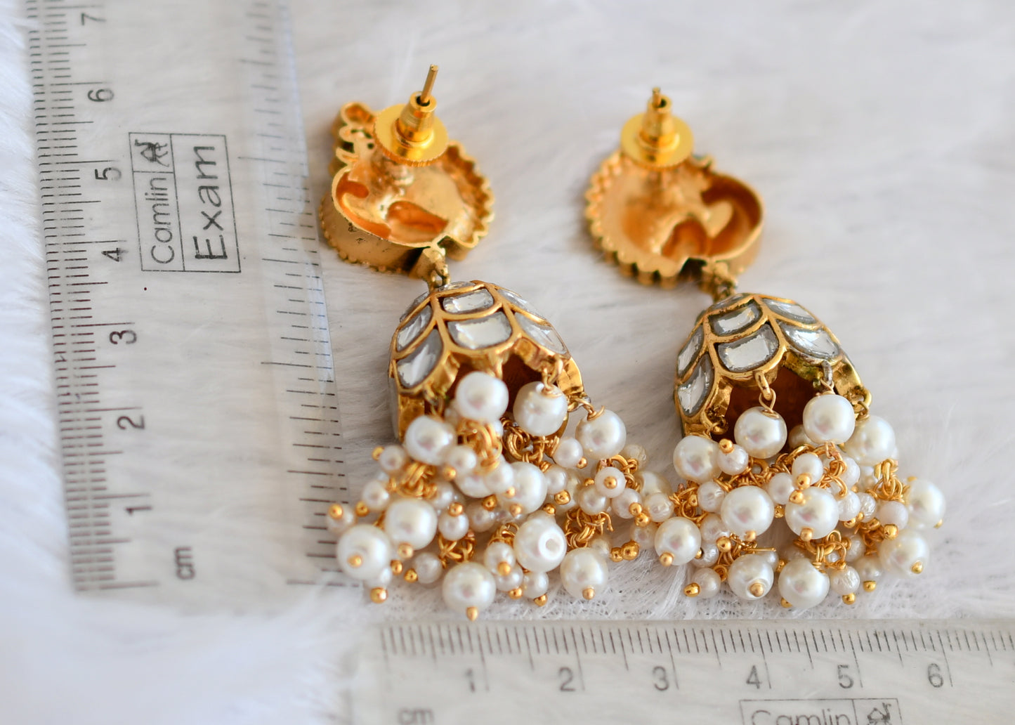 Matte finish white kundan jadau pearl beaded peacock jhumkka dj-50148