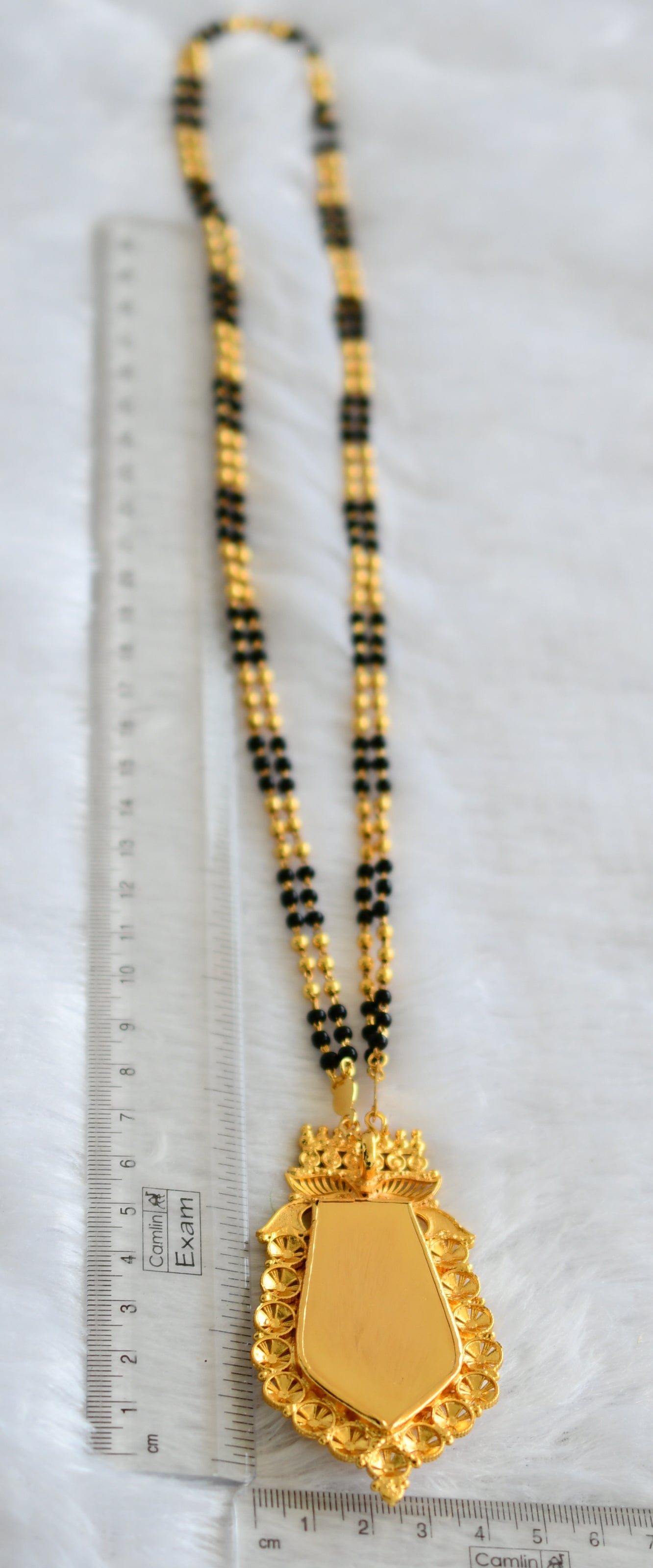Gold tone kerala style karimani chain with white-red krishna nagapadam pendant with chain dj-46542
