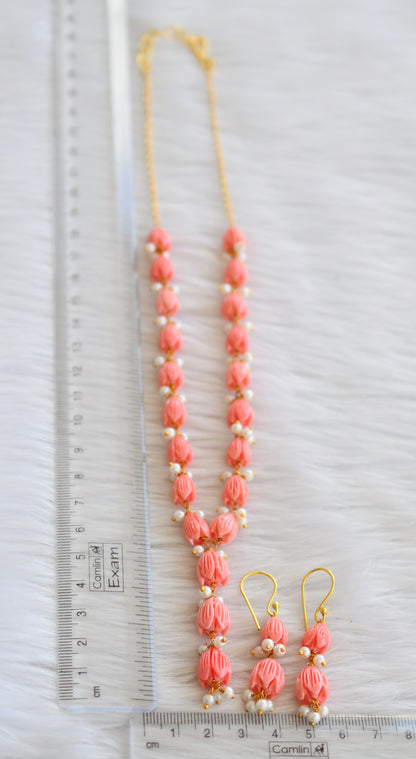 Gold tone baby pink-pearl cluster tulip beaded necklace set dj-44824