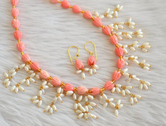 Gold tone baby pink-rice pearl cluster tulip beaded necklace set dj-44825