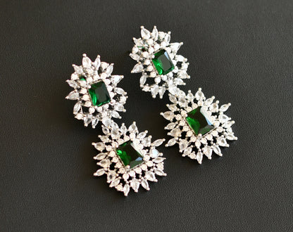 Silver tone green-white square stone earrings dj-44839