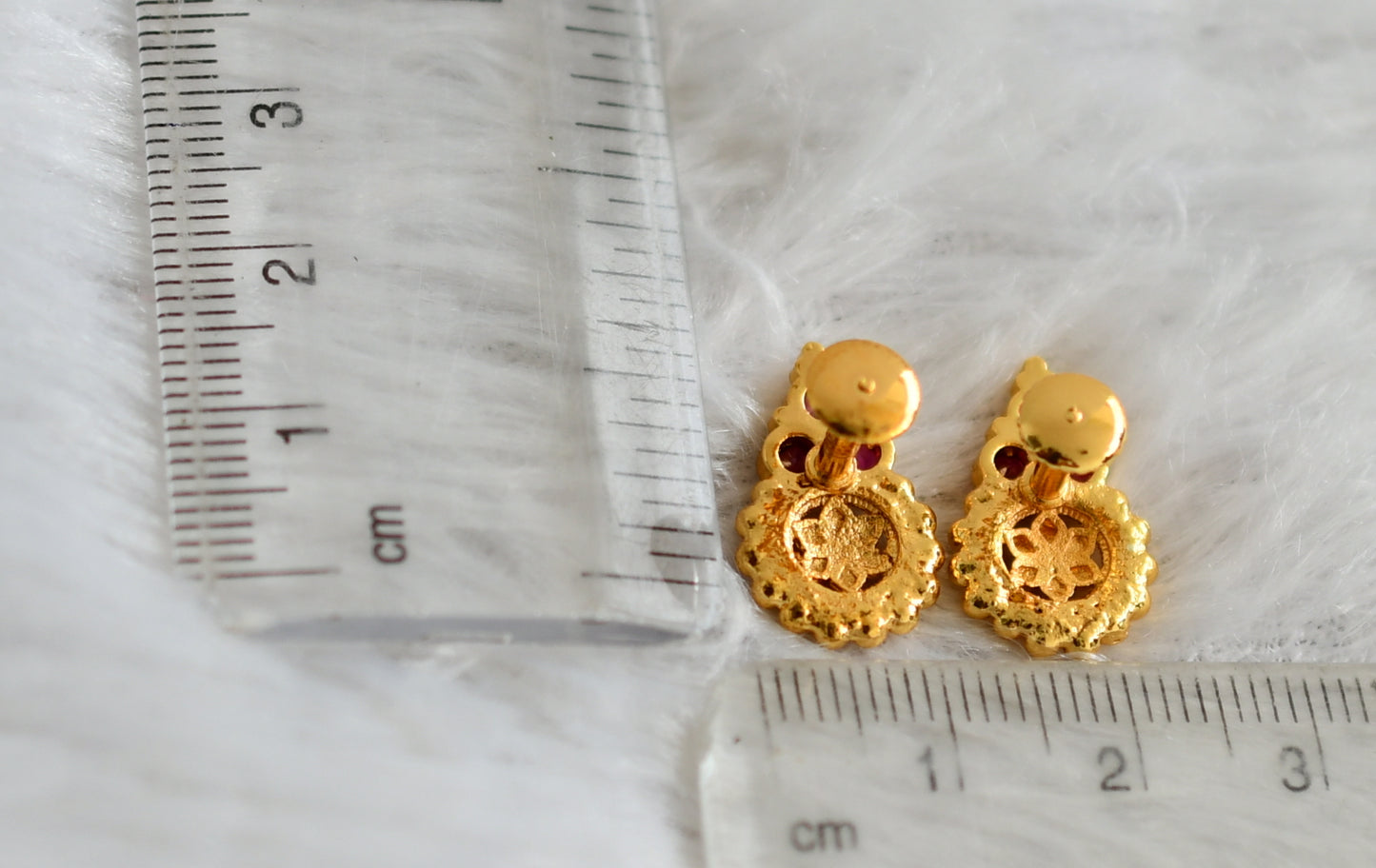 Gold tone pink stone round earrings dj-48270