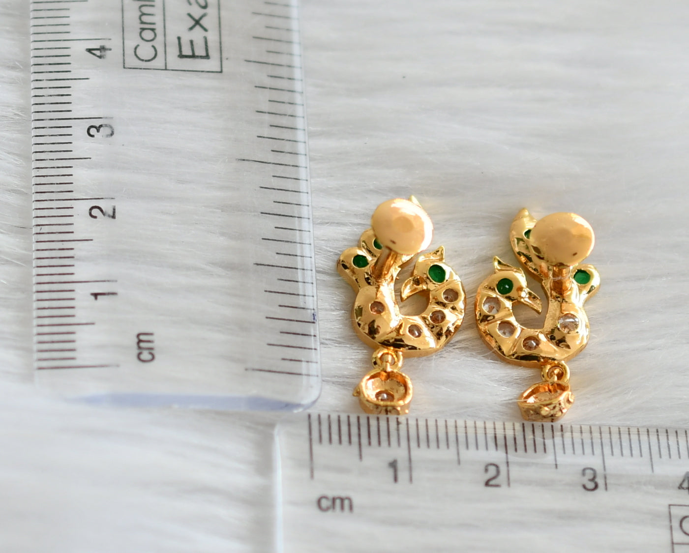 Gold tone ad green-white peacock earrings dj-44911