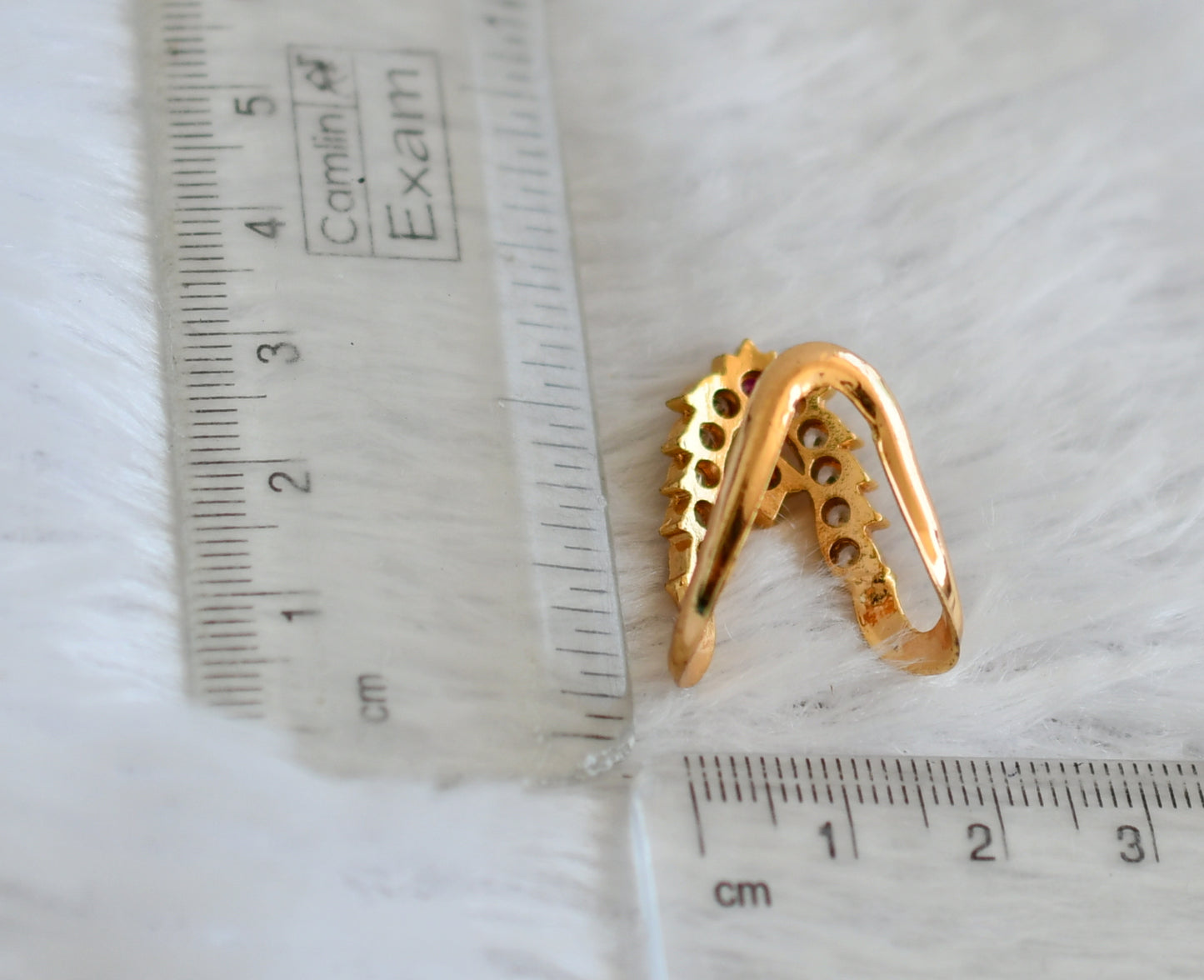 Gold tone ruby-green-white stone vanki finger rings dj-50315