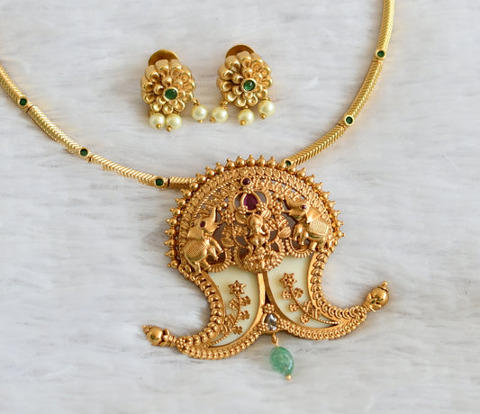 Matte finish kemp-green-white lakshmi tiger nail hasli necklace dj-50366