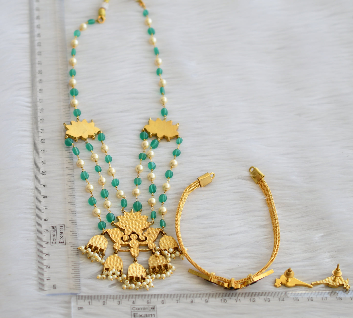 Gold tone pink-green-white kundan jadau lotus haar combo set dj-44964