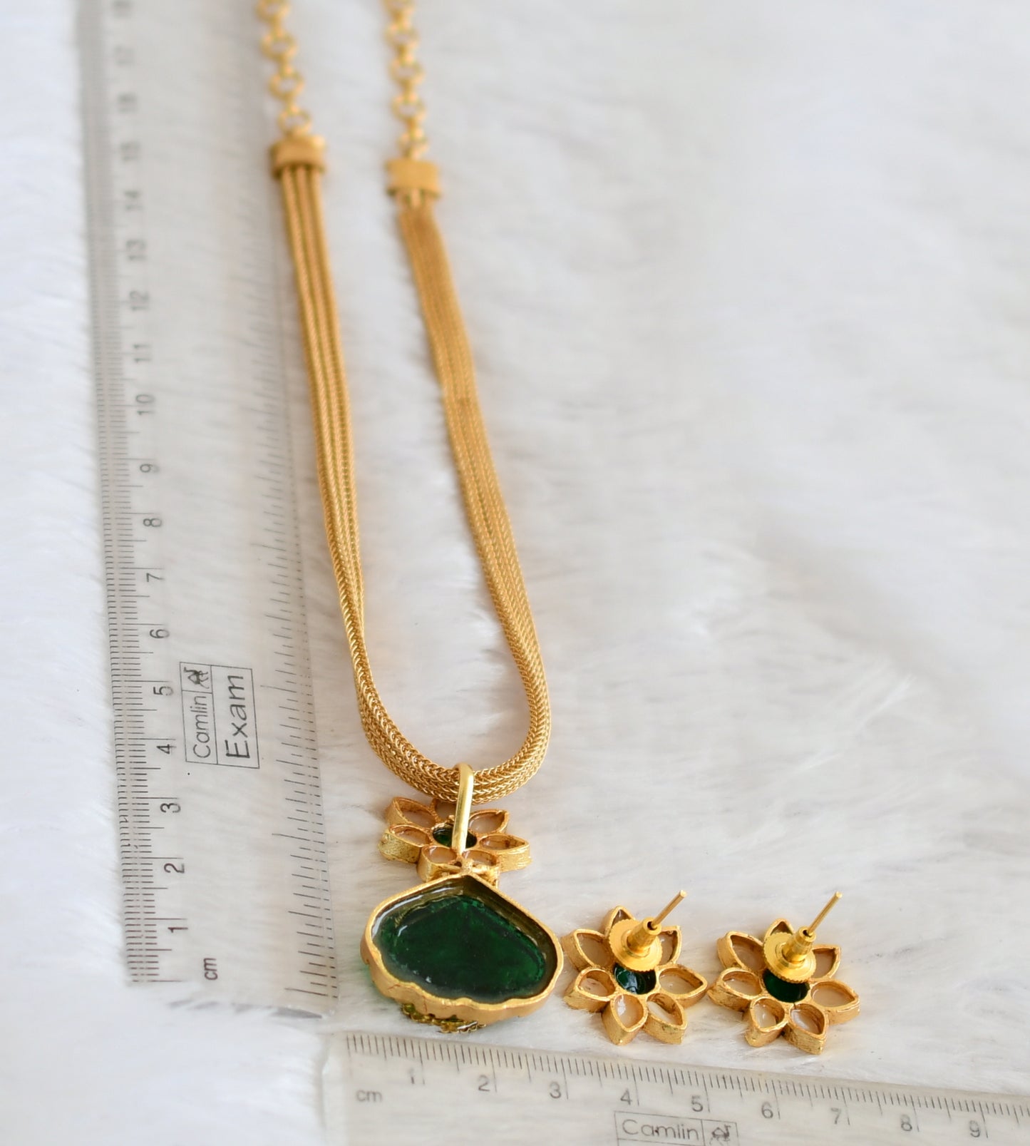 Matte finish green-pearl ganesha flower necklace set dj-50364