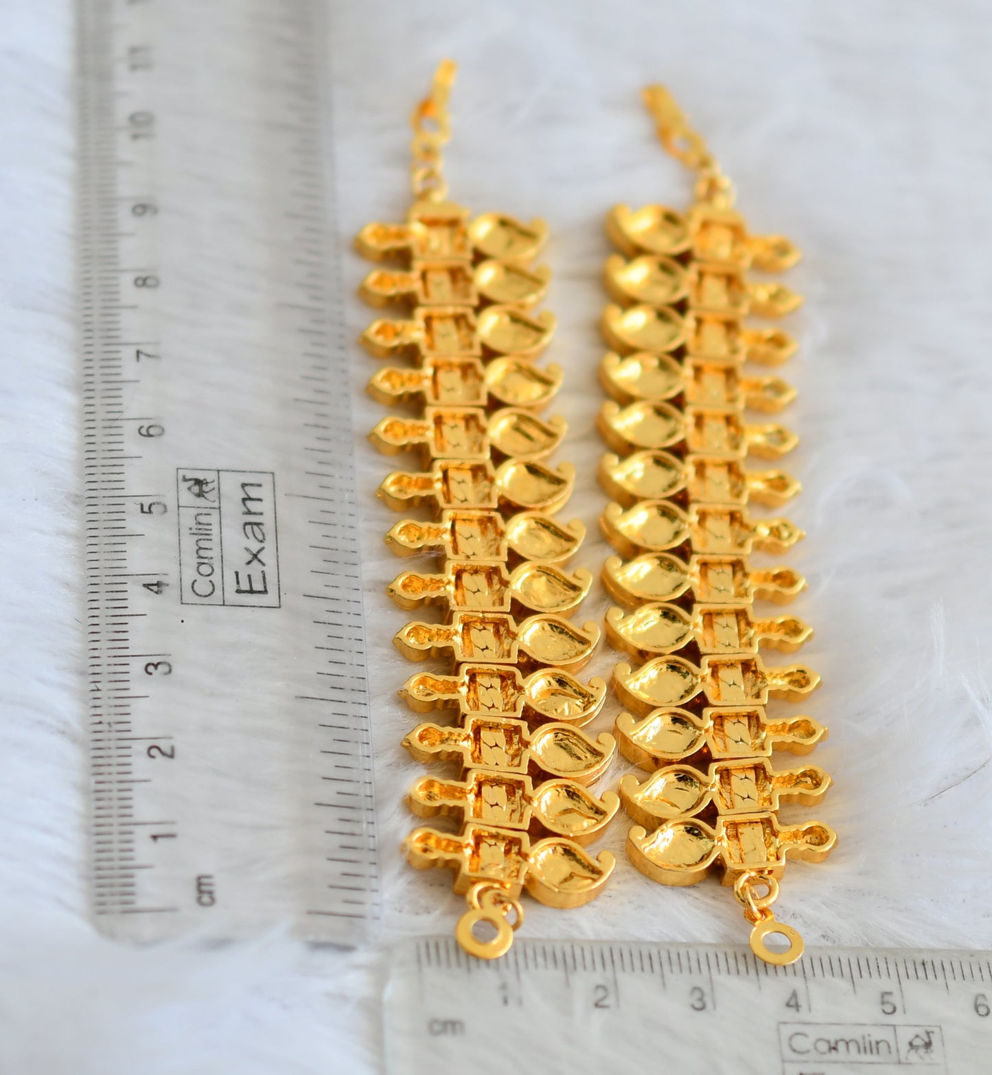 Gold tone kemp mango ear side chain dj-50372