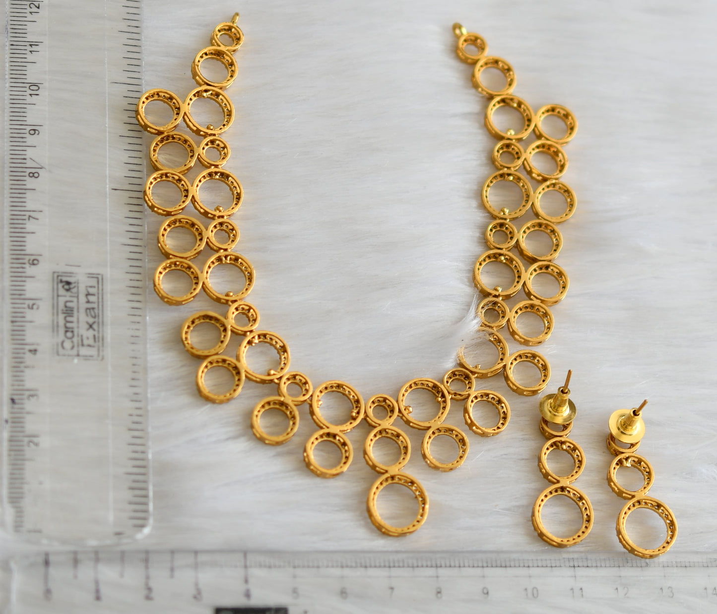 Matte finish white stone round designer necklace set dj-42154