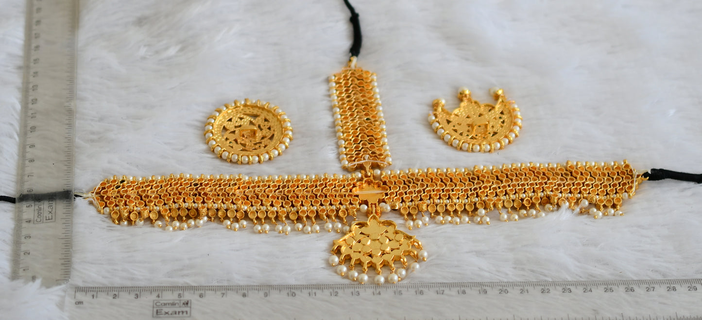 Gold tone kemp-green-white pearl bead maang tikka dj-50395