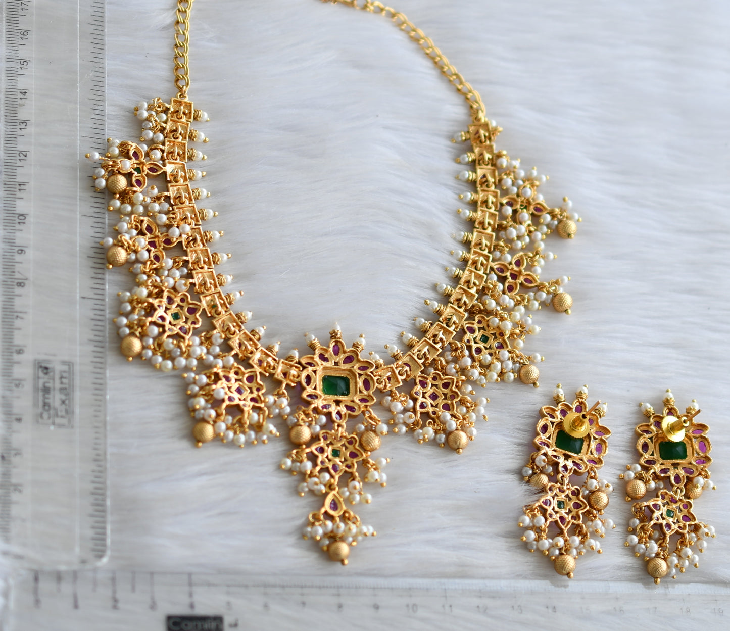 Matte finish kemp-green block stone gutta pusalu necklace set dj-42155