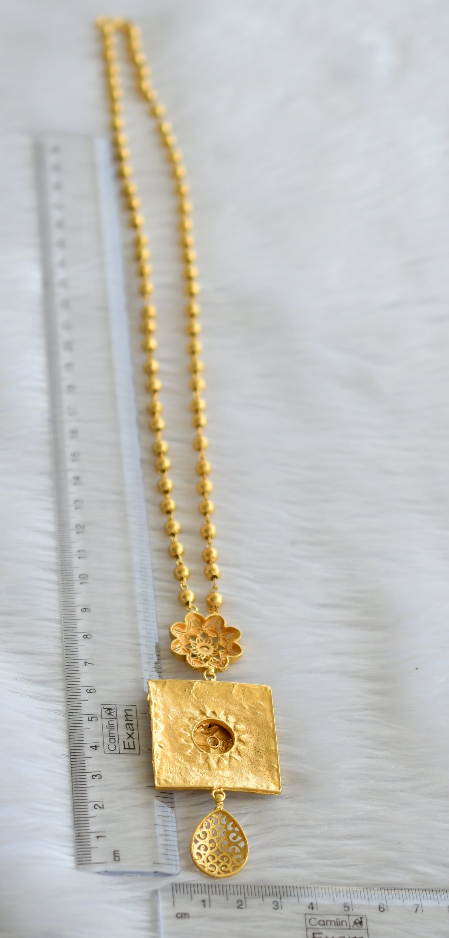 Matte gold tone 24 inches ball chain with ruby stone square pendant dj-44990