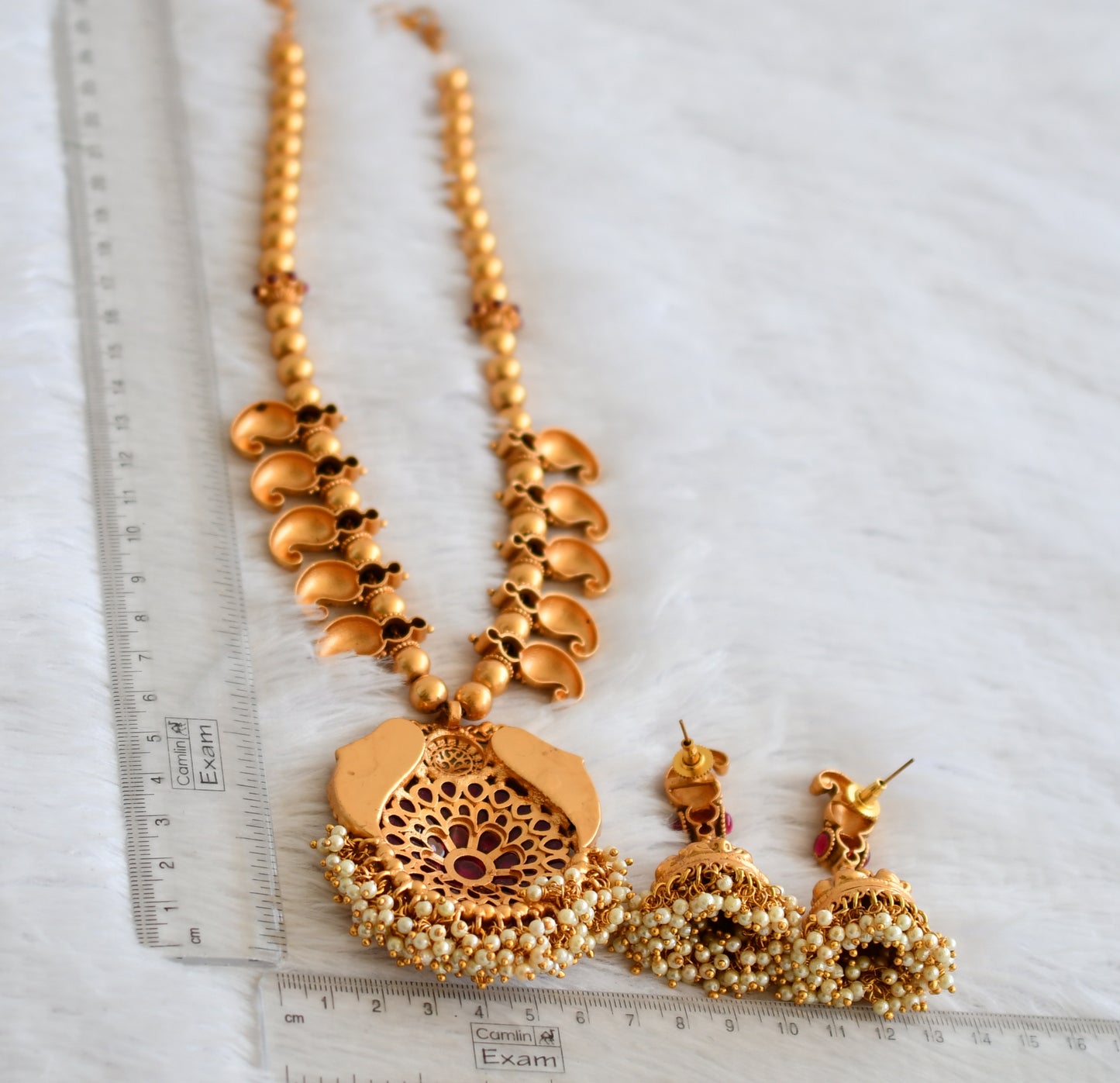 Matte finish real kemp pearl cluster mango-peacock short haar set dj-50417
