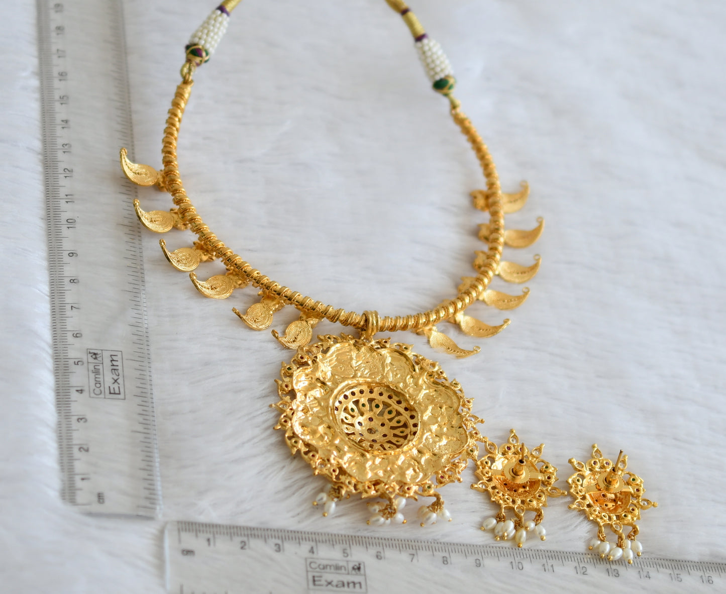 Gold look alike ruby-emerald-pearl mango flower kante necklace set dj-50413