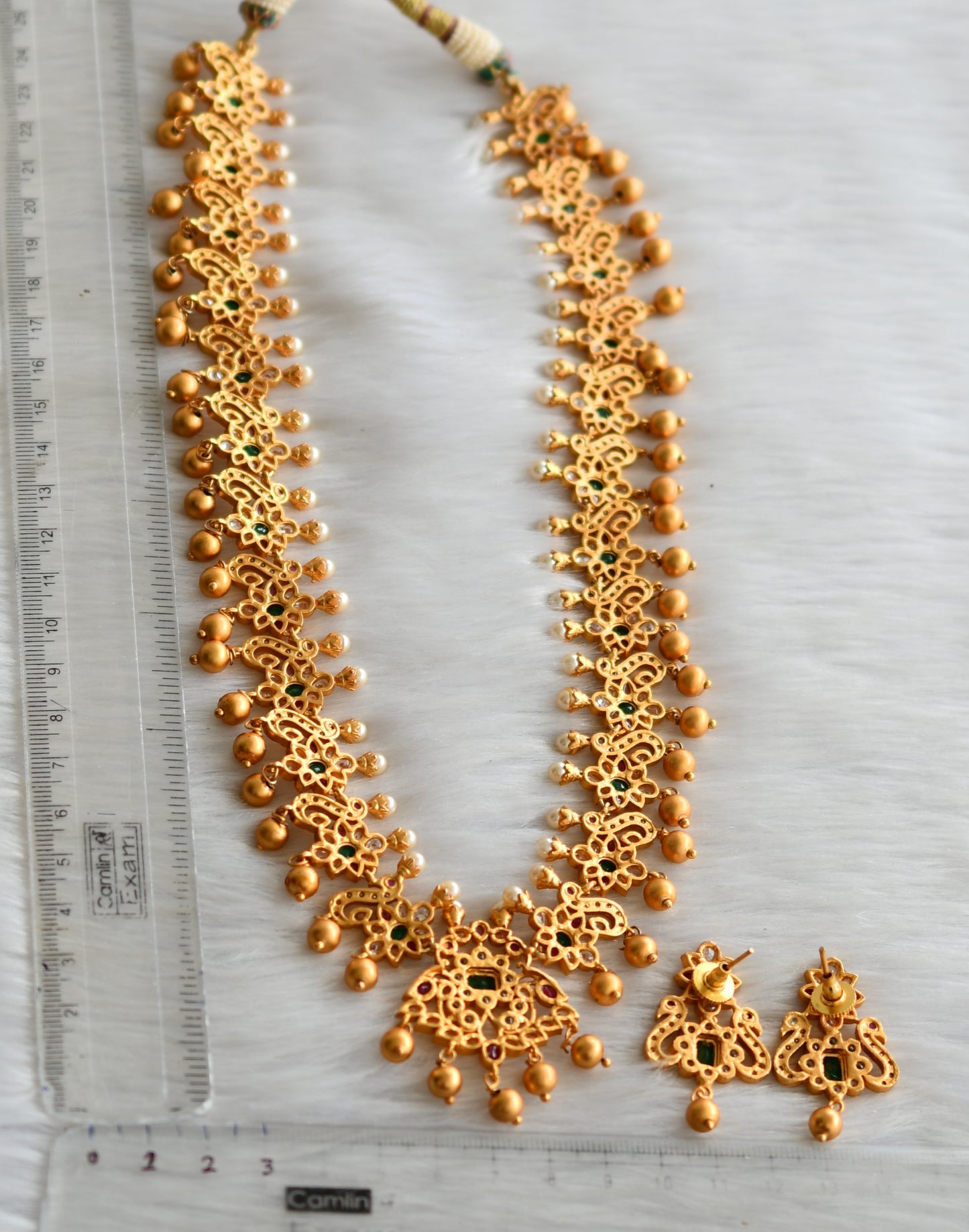 Matte finish Cz kemp-green short haar set dj-25589