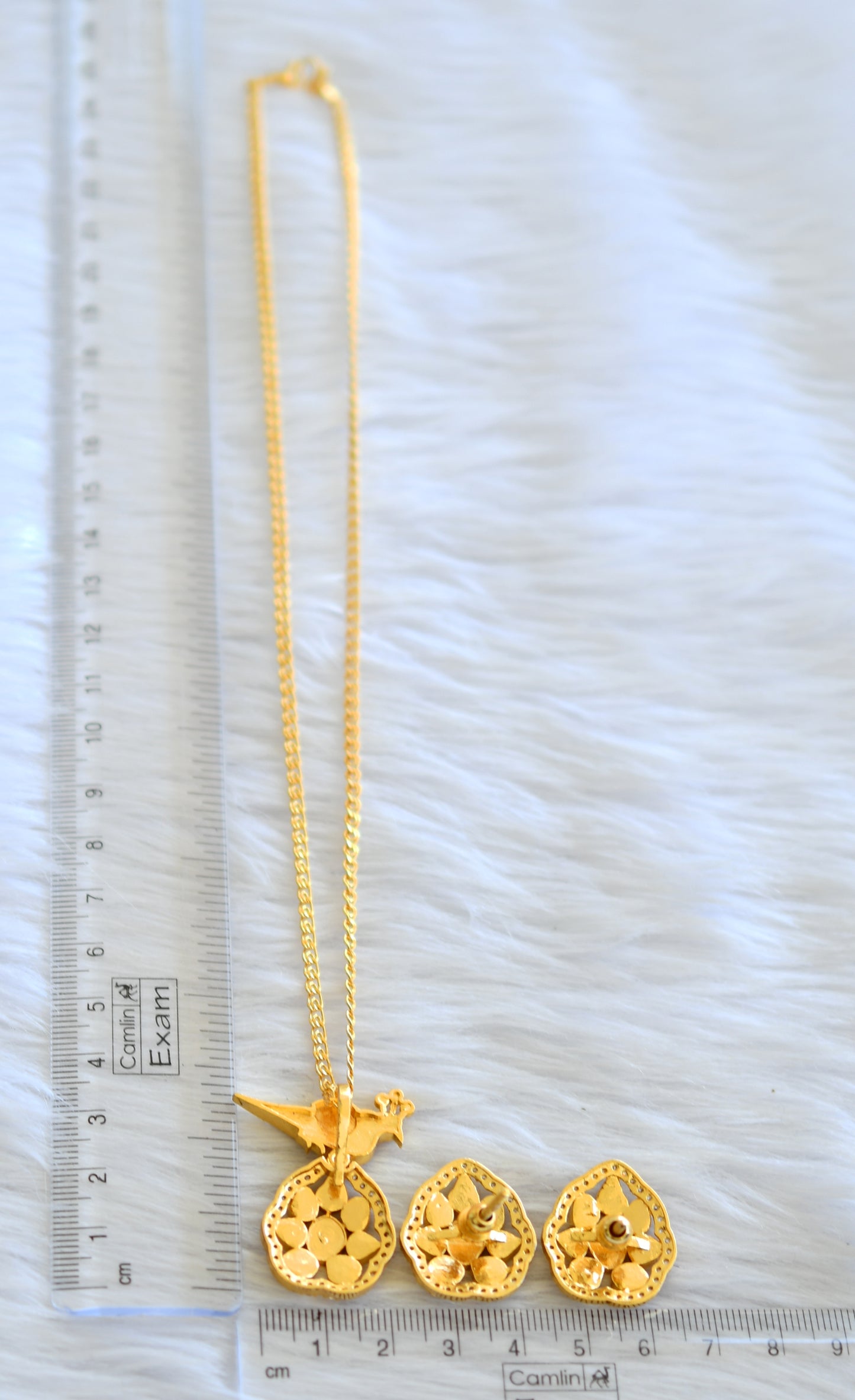 Gold tone 18 inches chain with pink-green-white peacock kundan jadau pendant set dj-43504