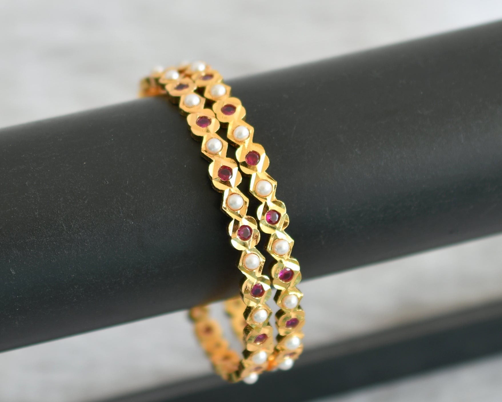 Gold tone ad pink-pearl south indian style dj-48576