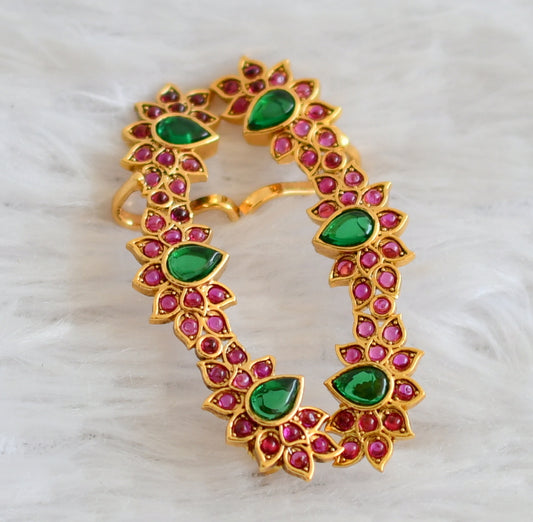 Matte finish kemp-green lotus ear cuff dj50506