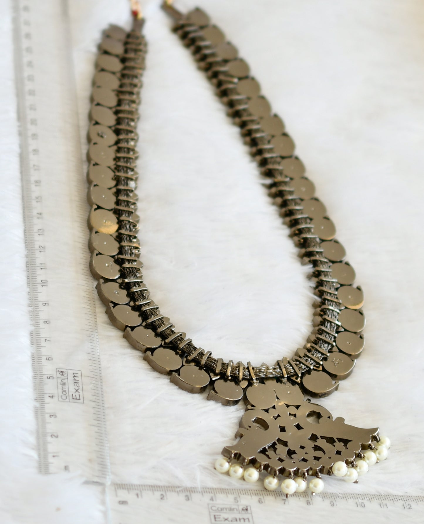 Black finish real kemp-green-white pearl mango peacock haar dj-50427