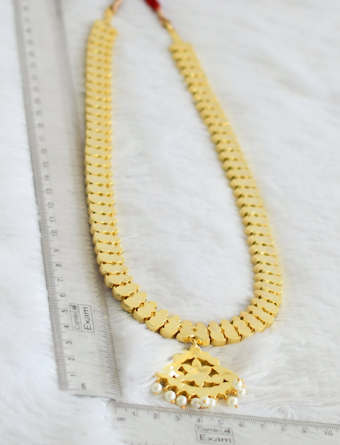 Gold tone semi precious kemp-green pearl mango haar dj-50524