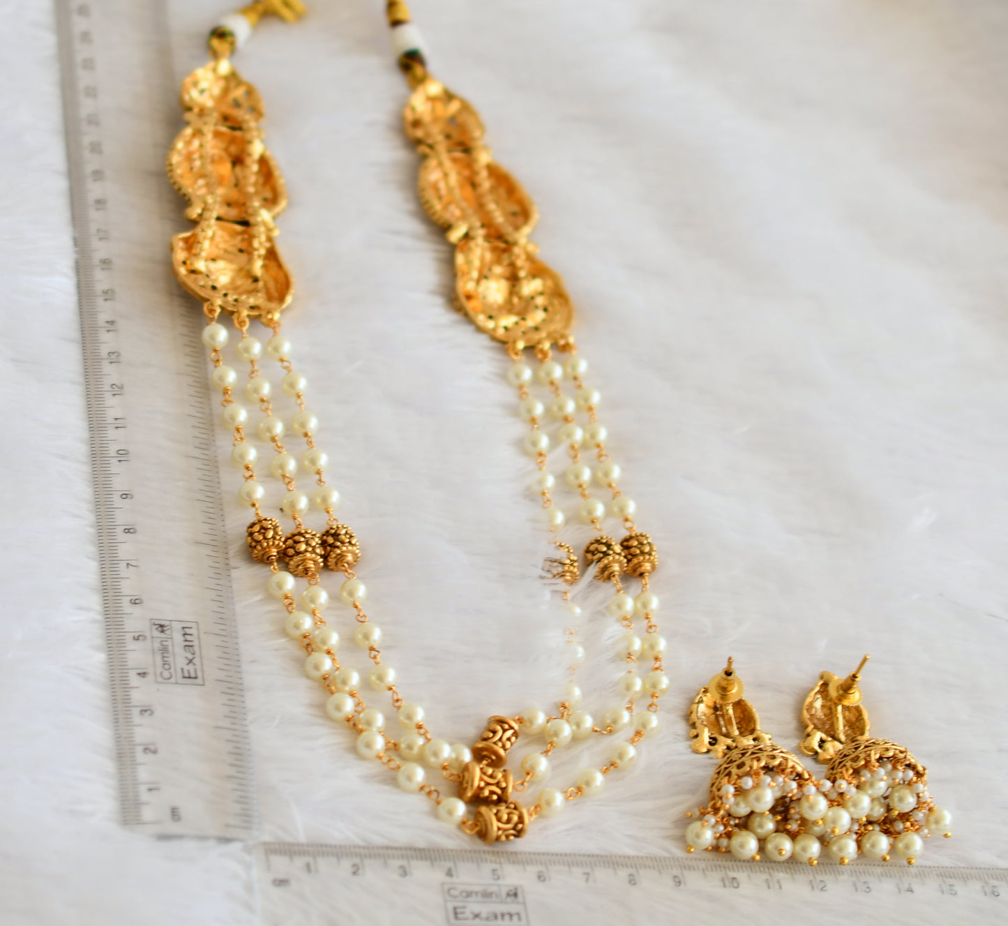 Antique gold tone pearl beaded peacock lakshmi short haar set dj-50572