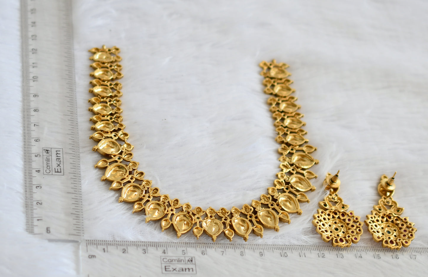 Matte finish ruby-green peacock necklace set dj-50565