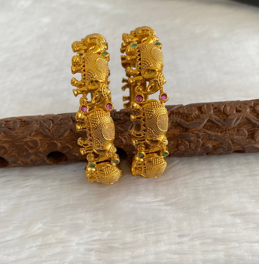 Antique gold tone pink green stone elephant bangles(2.8) dj-53405
