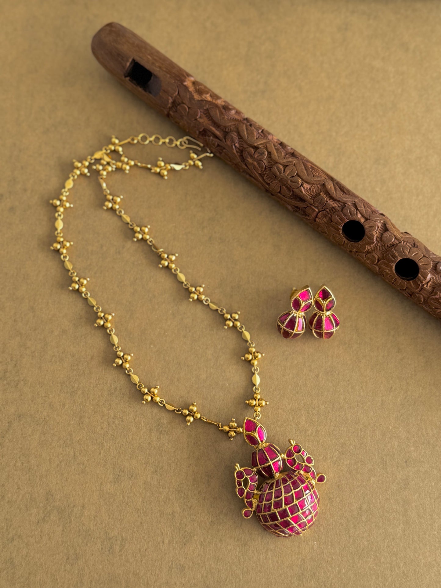 Matte finish pink kundan jadau peacock kalash necklace set dj-51538