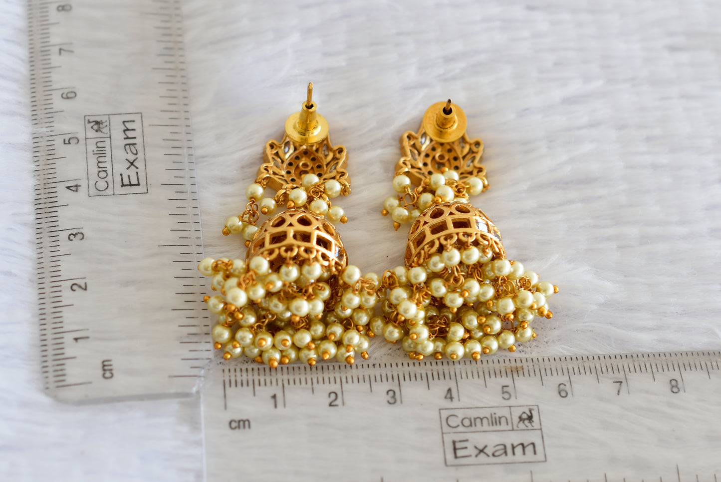 Matte finish white pearl lotus jhumkka dj-52155