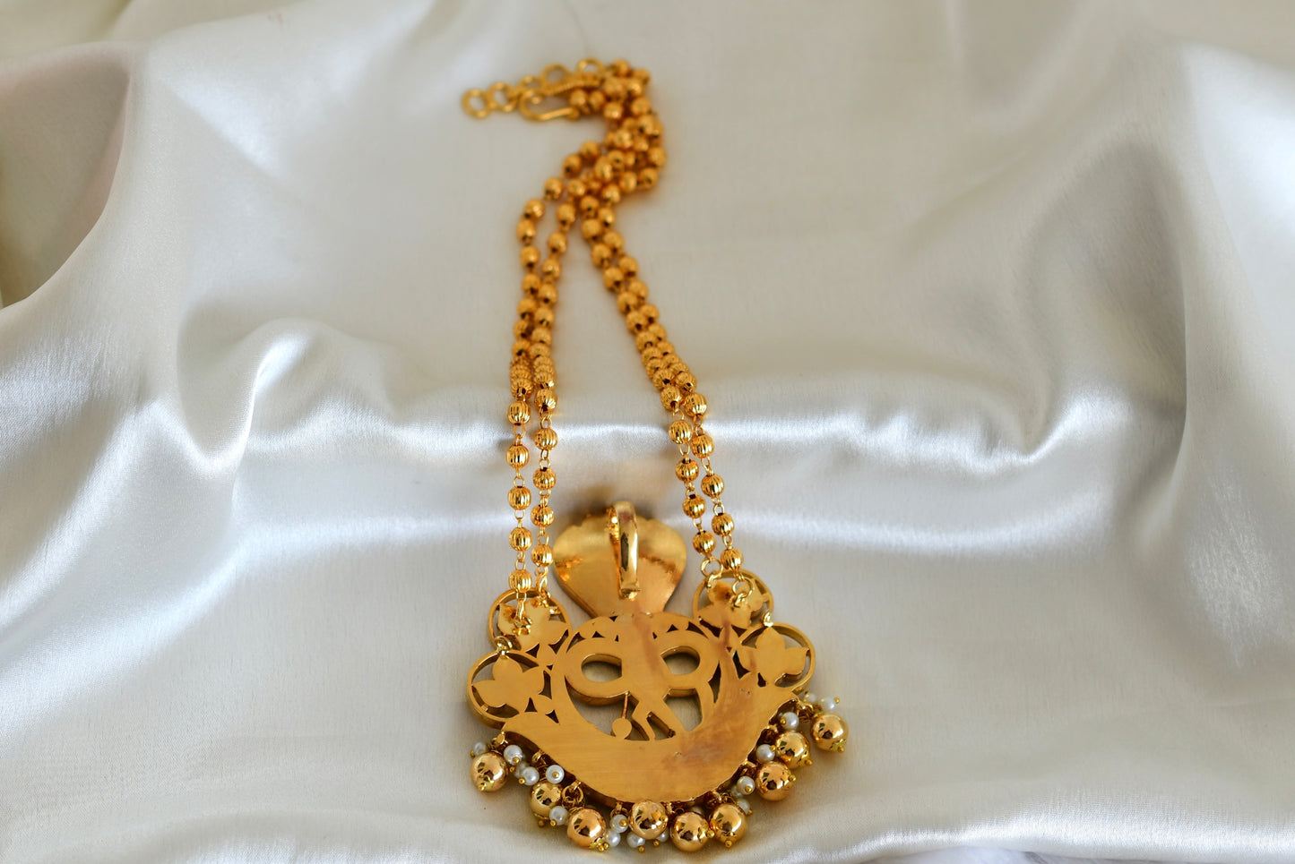 Gold tone pink-blue-green kundan jadau Shri Krishna necklace dj-52572