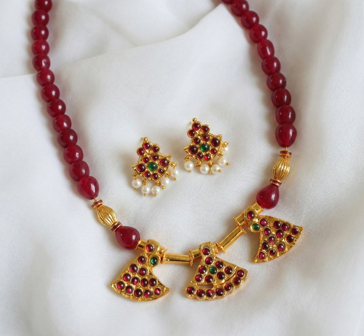 Gold tone ruby Beaded kemp necklace set-dj04017