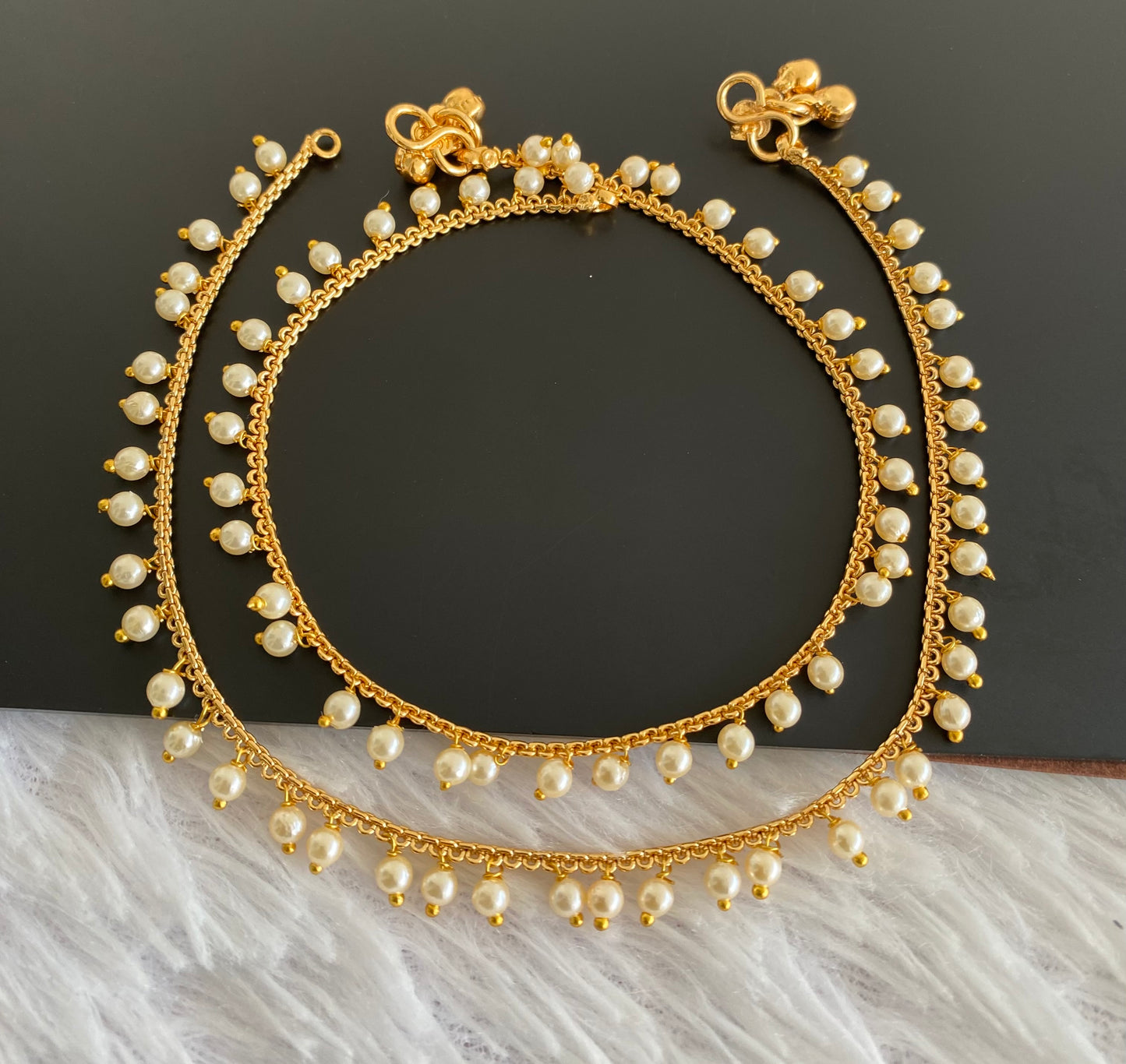 Antique gold tone pearl anklets set dj-53203